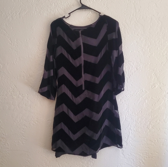 Alice + Olivia Audrina Chevron Silk Tunic Dress XS - Picture 3 of 5